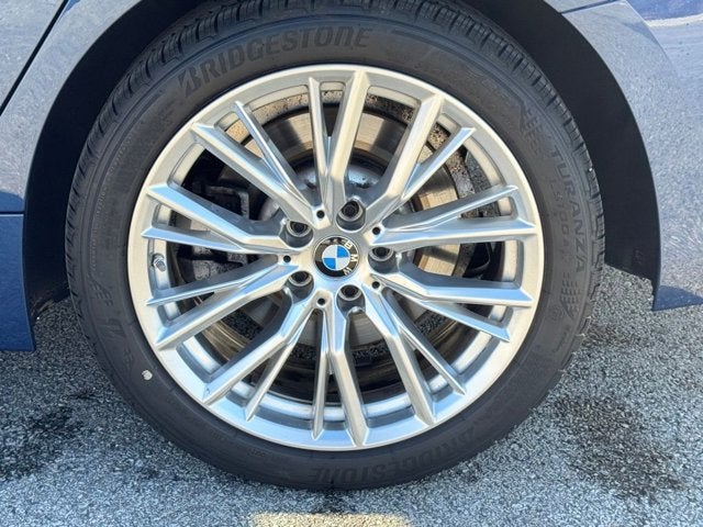 2024 BMW 3 Series 330i xDrive