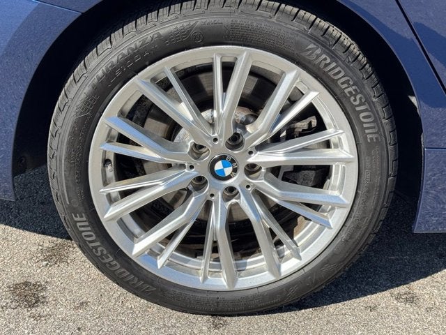 2024 BMW 3 Series 330i xDrive