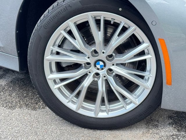 2024 BMW 3 Series 330i xDrive