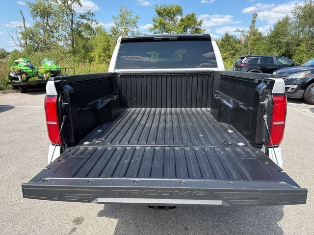 2024 Toyota Tacoma 4WD SR5