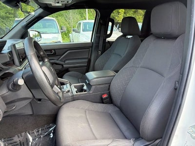 2024 Toyota Tacoma 4WD SR5