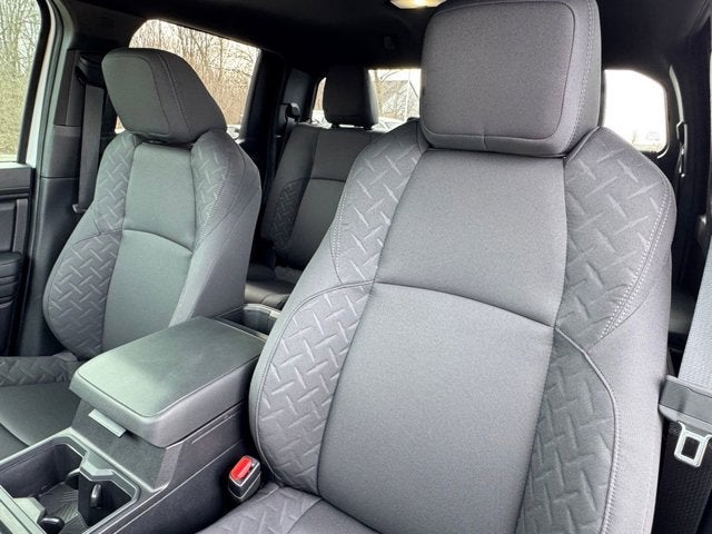 2025 Toyota Tacoma 4WD SR