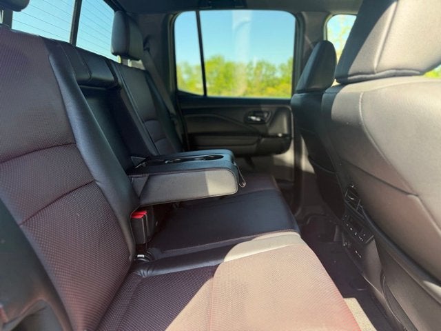 2025 Honda Ridgeline Black Edition
