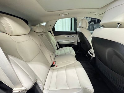 2024 Genesis GV70 2.5T