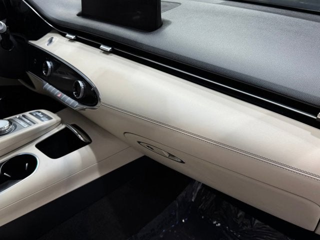 2024 Genesis GV70 2.5T