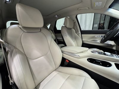 2024 Genesis GV70 2.5T