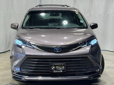 2021 Toyota Sienna XLE
