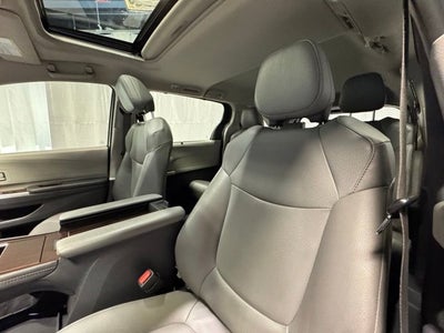 2021 Toyota Sienna XLE