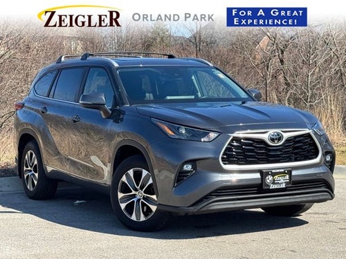 2023 Toyota Highlander XLE
