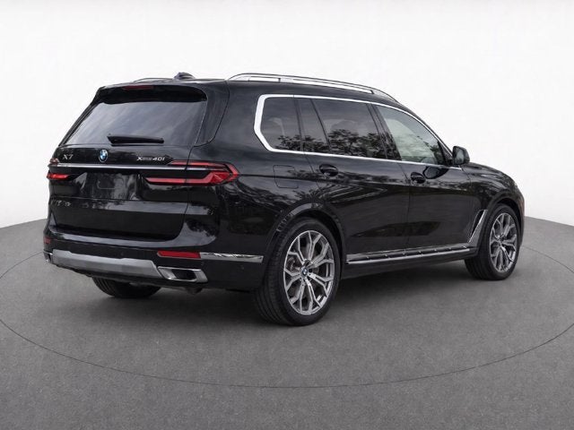2025 BMW X7 xDrive40i