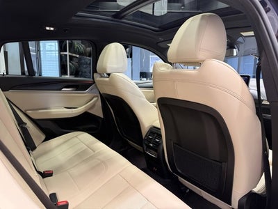 2023 BMW X4 xDrive30i