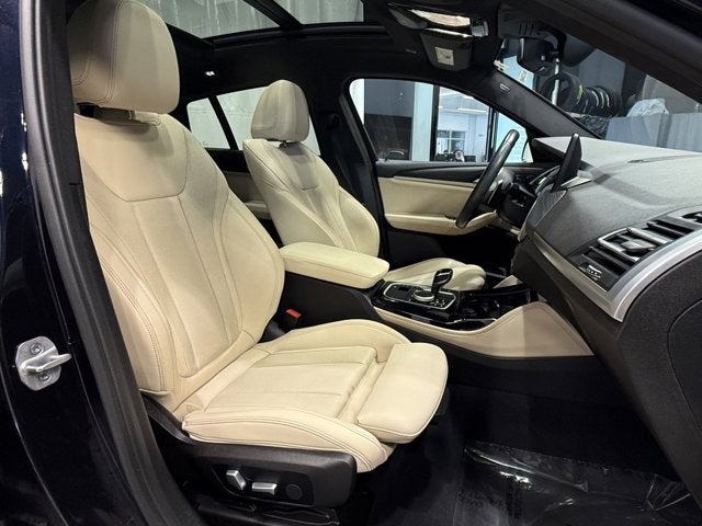 2023 BMW X4 xDrive30i