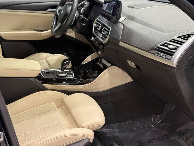 2023 BMW X4 xDrive30i