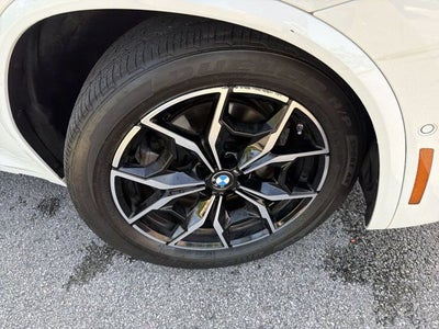 2024 BMW X4 xDrive30i