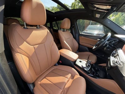 2024 BMW X4 xDrive30i