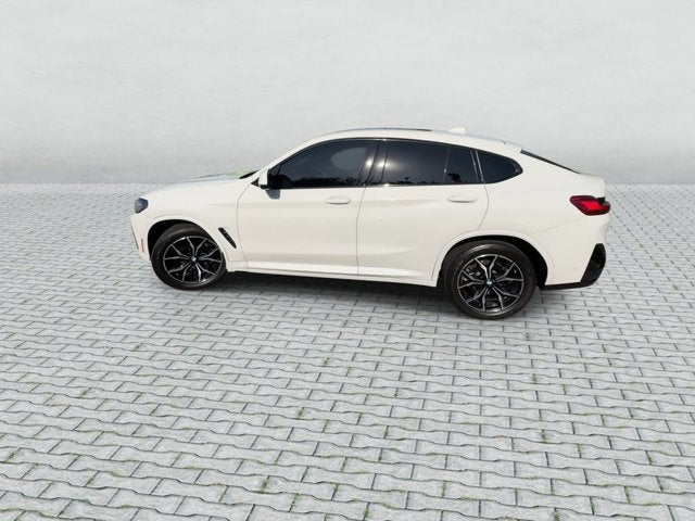 2024 BMW X4 xDrive30i