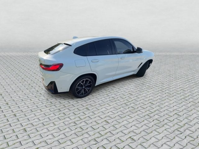 2024 BMW X4 xDrive30i