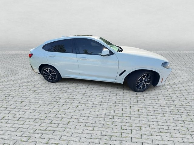 2024 BMW X4 xDrive30i