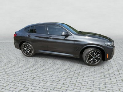 2024 BMW X4 xDrive30i