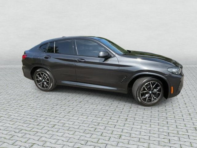 2024 BMW X4 xDrive30i