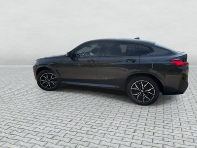 2024 BMW X4 xDrive30i