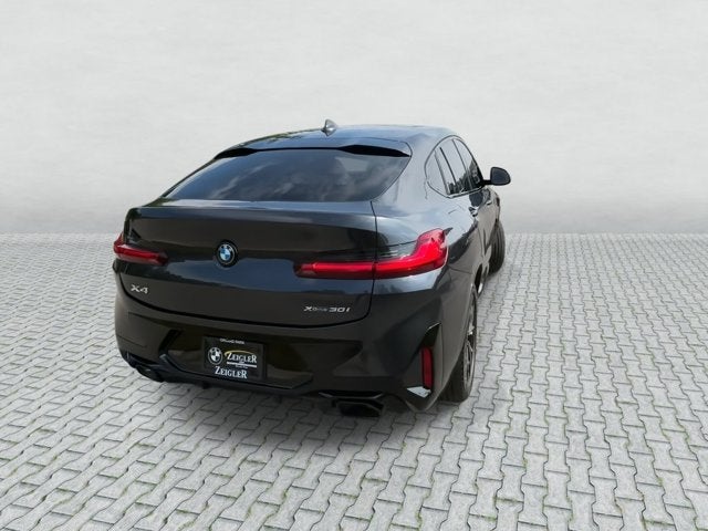 2024 BMW X4 xDrive30i