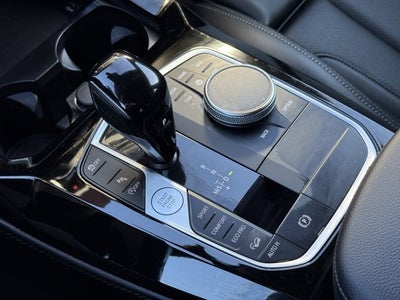 2023 BMW X4 xDrive30i