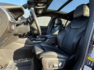 2023 BMW X4 xDrive30i