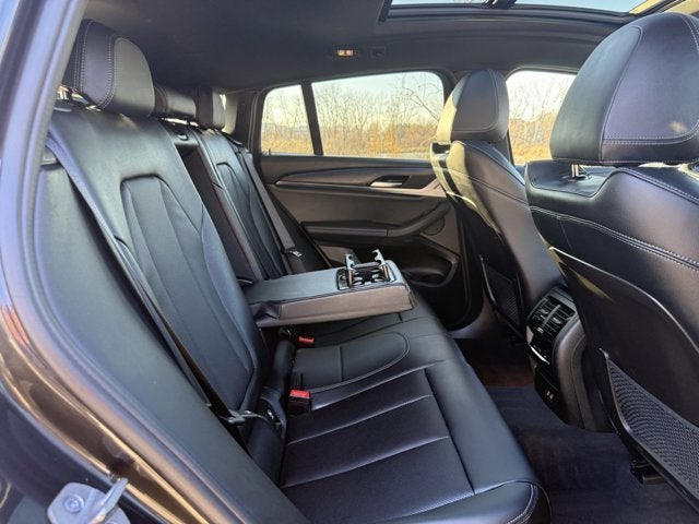 2023 BMW X4 xDrive30i