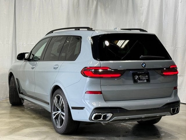 2025 BMW X7 M60i