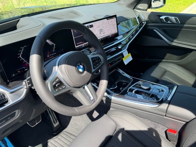 2026 BMW X7 M60i
