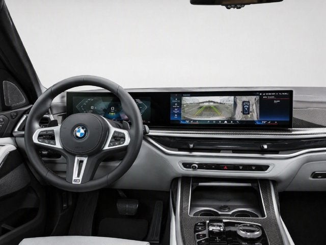 2027 BMW X7 M60i