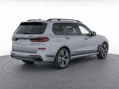 2027 BMW X7 M60i