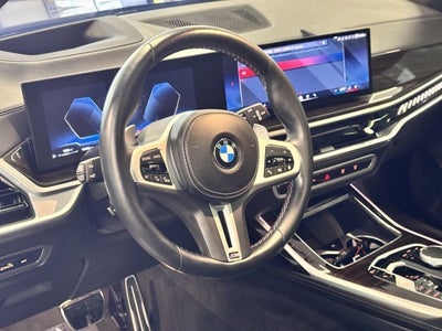 2024 BMW X7 M60i