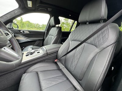 2027 BMW X7 M60i