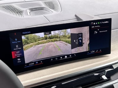 2027 BMW X7 M60i