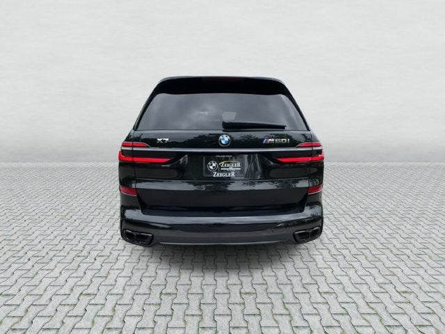 2027 BMW X7 M60i