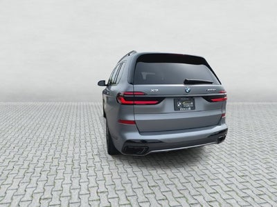 2027 BMW X7 M60i