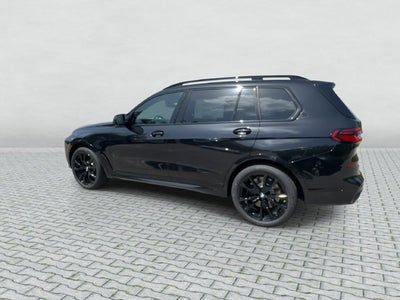 2027 BMW X7 M60i