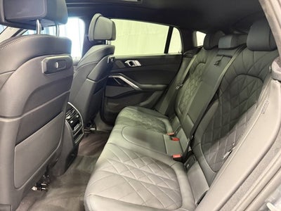 2024 BMW X6 xDrive40i