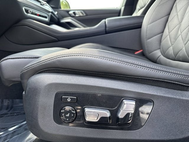 2025 BMW X6 xDrive40i