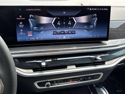 2025 BMW X6 xDrive40i