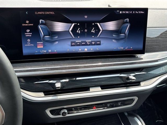 2025 BMW X6 xDrive40i