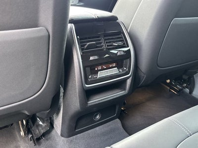 2025 BMW X6 xDrive40i