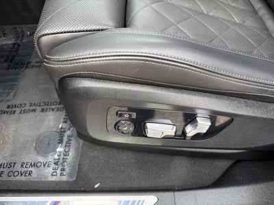2025 BMW X6 xDrive40i
