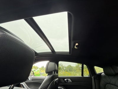 2025 BMW X6 xDrive40i