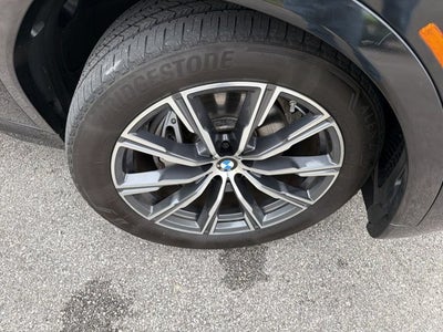 2025 BMW X6 xDrive40i