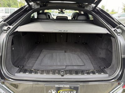 2025 BMW X6 xDrive40i