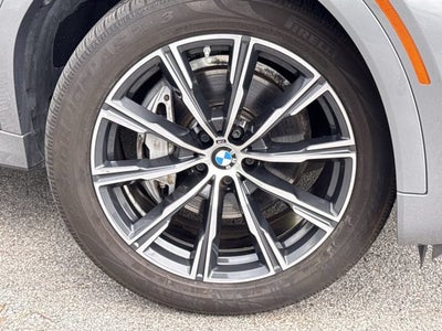 2025 BMW X6 xDrive40i