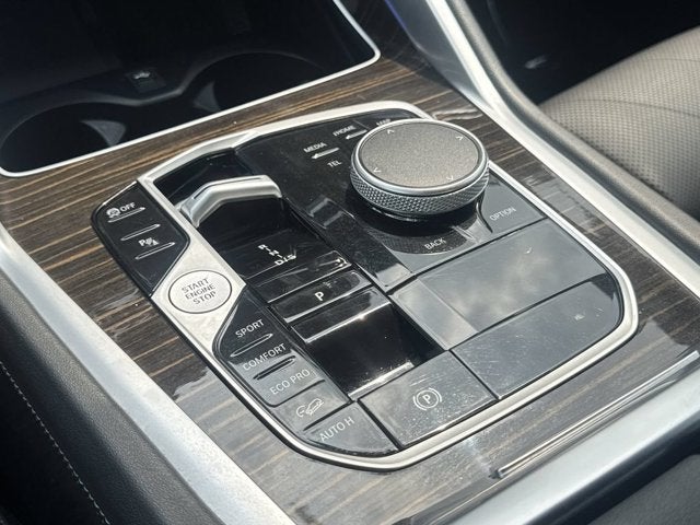 2025 BMW X6 xDrive40i